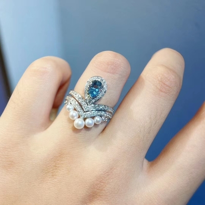 Bling & Luxurious 18K Unisex White Gold Diamond Ring Pearls and colored gemstones Royal jewels