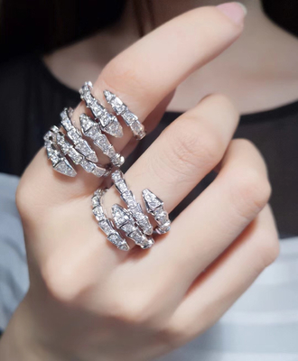 Women's Unique 18K White Gold With Diamond Ring Customization Available vvs real diamond jewellery