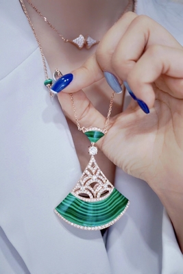 brand jewelry wholesale    Necklace Clone the same gold diamond as the brand jewelry factory