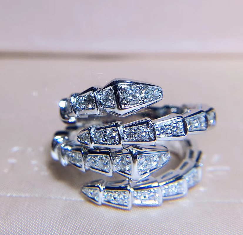 Women's Unique 18K White Gold With Diamond Ring Customization Available vvs real diamond jewellery