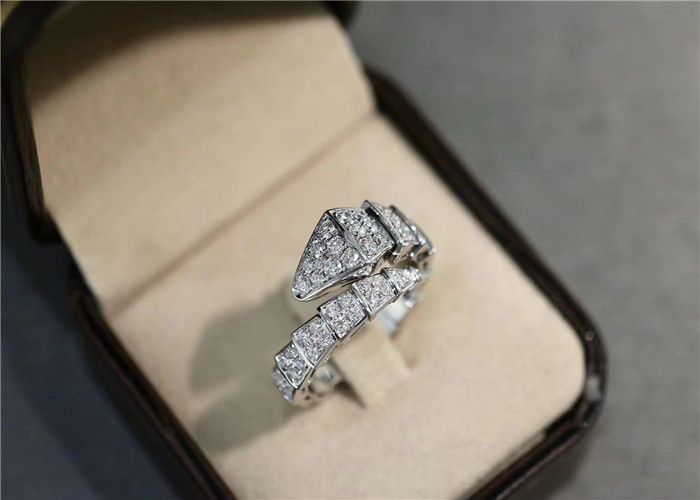 1.27ct Diamond 12g  Serpenti Ring 18k White Gold copy brand jewelry