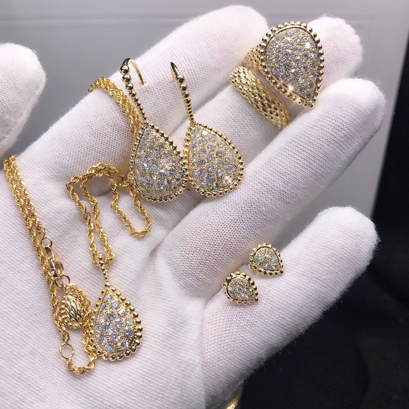 SERPENT BOHÈME  yellow gold   high-end personal custom jewelry necklace